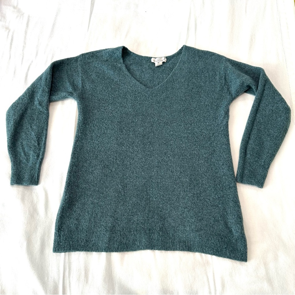 Label of Goods Sweater Mohair Wool Blend V-Neck Pullover Oversized Size S